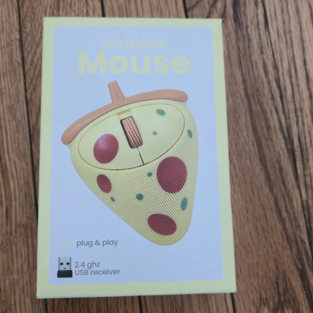 Vivitar 'Pizza' Novelty Computer Mouse - Yellow - Wireless-New In Box